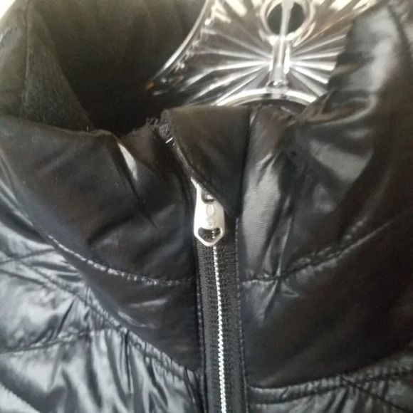 Spyder Black Puffer Jacket Lightweight M - Picture 6 of 12